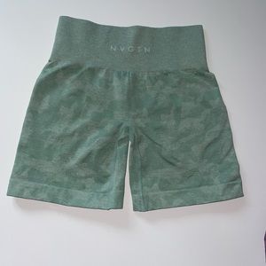 NVGTN Camo shorts